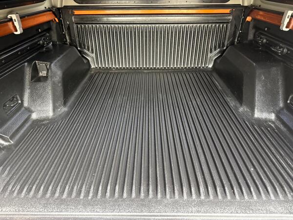 Ford Ranger 3.2 TDCi Wildtrak Auto 4WD Euro 5 4dr at 40th