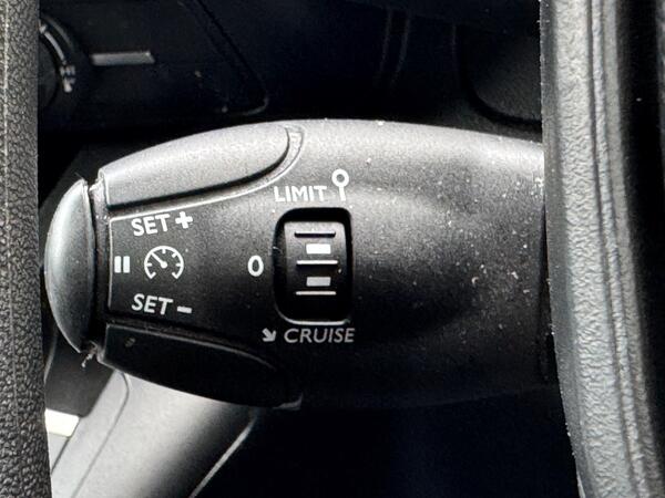 Peugeot Partner 1.5 BlueHDi 1000 Professional Premium Standard Panel Van SWB Euro 6 5dr
