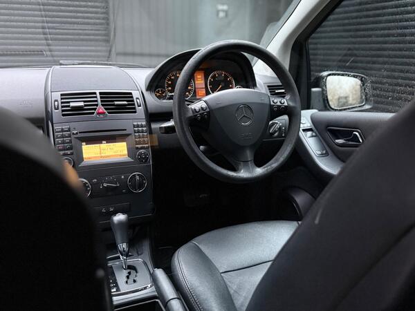 Mercedes-Benz A Class 1.5 A160 Classic SE CVT 5dr - Image 2
