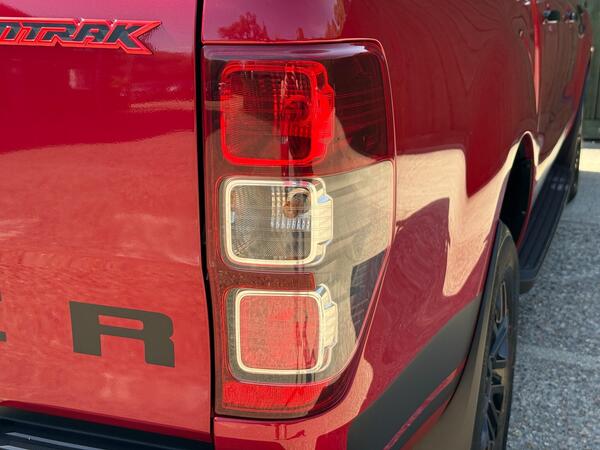 Ford Ranger 2.0 EcoBlue Stormtrak Pickup Double Cab 4dr Diesel Auto 4WD Euro 6 (s/s) (213 ps)