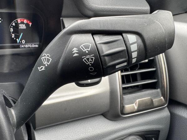 Ford Ranger 2.2 TDCi Limited Durashift 4WD Euro 5 4dr at 39th