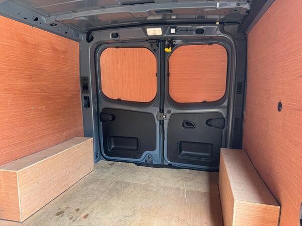 Renault Trafic 2.0 dCi Blue LL30 Extra L2 H1 Euro 6 (s/s) 5dr