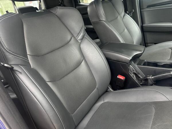 Isuzu D-Max 1.9 TD V-Cross 4WD Euro 6 (s/s) 4dr at 10th