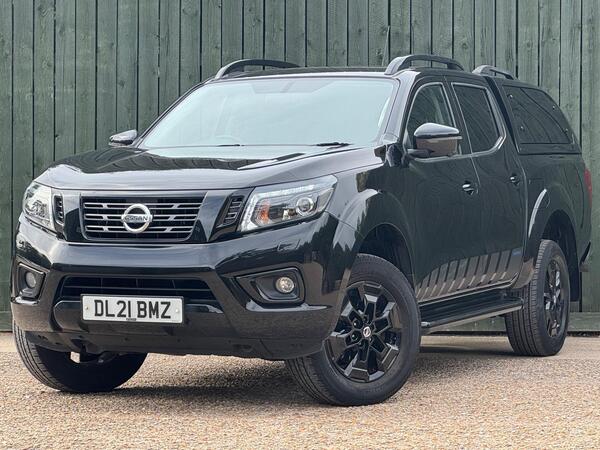 Nissan Navara 2.3 dCi N-Guard Auto 4WD Euro 6 4dr at 6th