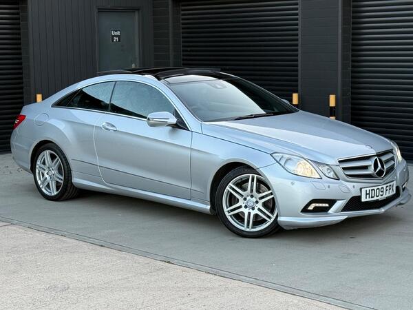 Mercedes-Benz E Class 5.5 E500 V8 Sport G-Tronic Euro 5 2dr - Image 1