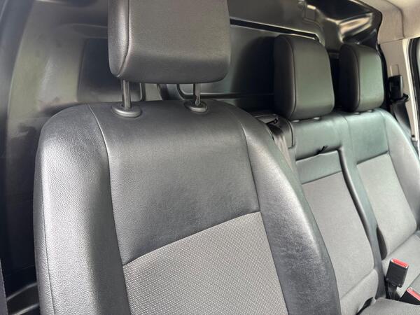 Peugeot Expert 2.0 BlueHDi 1400 Asphalt Standard Panel Van MWB Euro 6 (s/s) 6dr