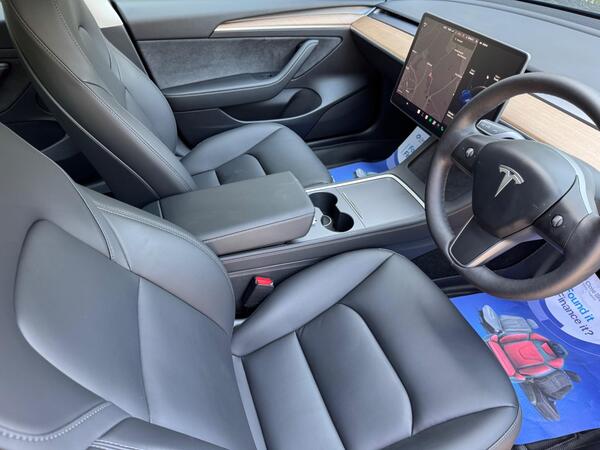 Tesla Model 3 (Dual Motor) Long Range Auto 4WDE 4dr