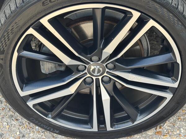 Volvo XC60 2.0 D5 PowerPulse R-Design Pro Auto AWD Euro 6 (s/s) 5dr