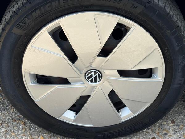 Volkswagen ID.3 Pro Performance 58kWh Style Auto 5dr at 53th