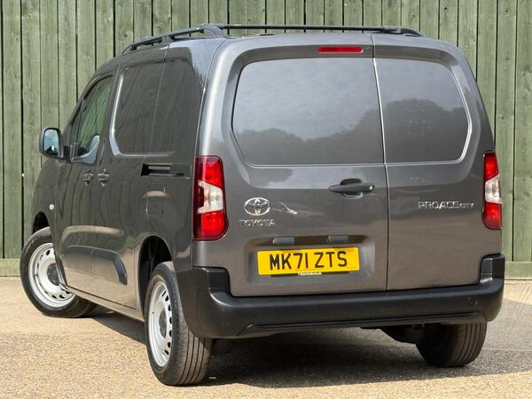 Toyota PROACE CITY 1.5 BlueHDi Active Short Panel Van SWB Euro 6 (s/s) 5dr at 22th