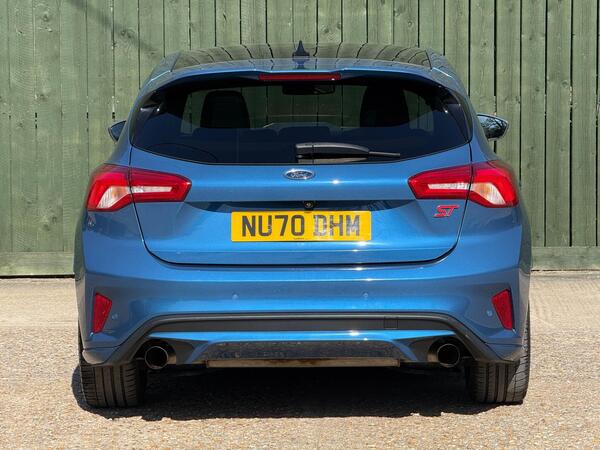 Ford Focus 2.3T EcoBoost ST Euro 6 (s/s) 5dr at 20th