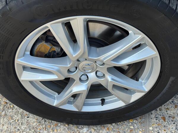 Volvo XC60 2.0 D4 Momentum Auto AWD Euro 6 (s/s) 5dr