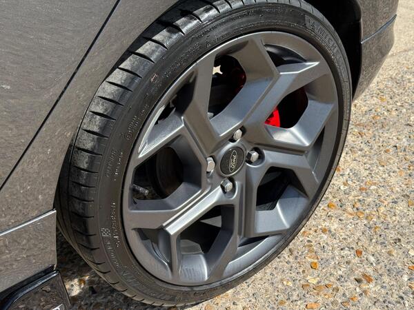 Ford Fiesta 1.5T EcoBoost ST-3 Euro 6 (s/s) 5dr at 46th