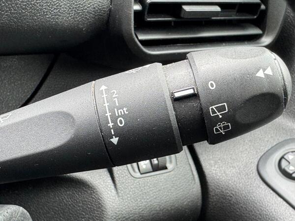 Peugeot Partner 1.5 BlueHDi 1000 Professional Premium Standard Panel Van SWB Euro 6 5dr