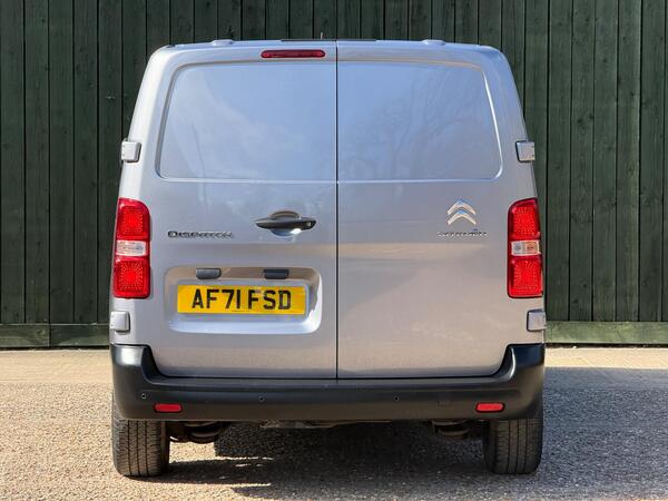 Citroen Dispatch 1.5 BlueHDi 1000 Enterprise Pro M FWD 2 Euro 6 (s/s) 6dr