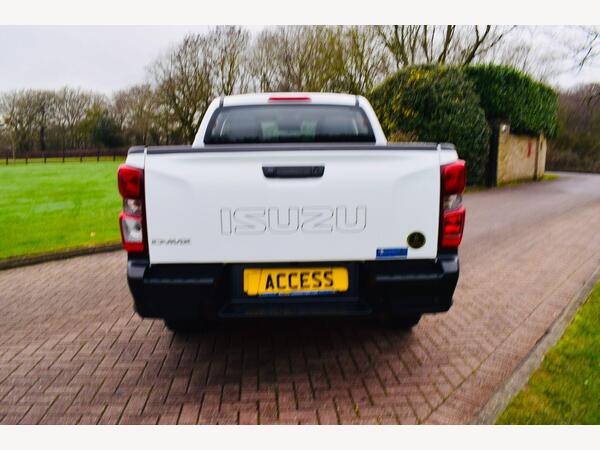 2023(73) Isuzu D-Max Pickup 1.9 TD Utility Diff Lock 4WD Euro 6 (s/s) 4dr
