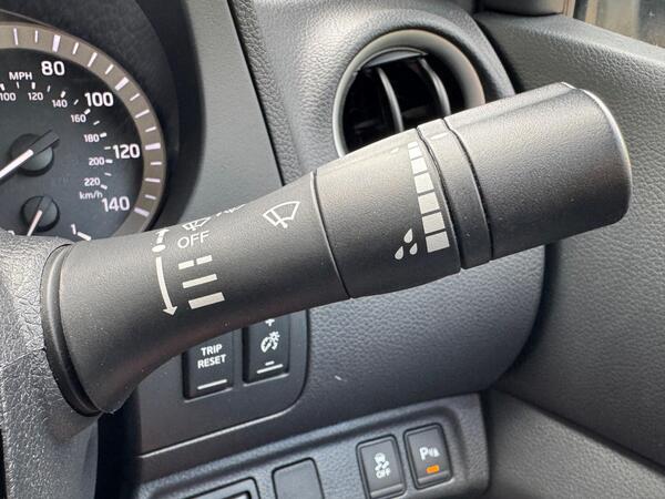 Nissan Navara 2.3 dCi Tekna Auto 4WD Euro 6 4dr at 38th