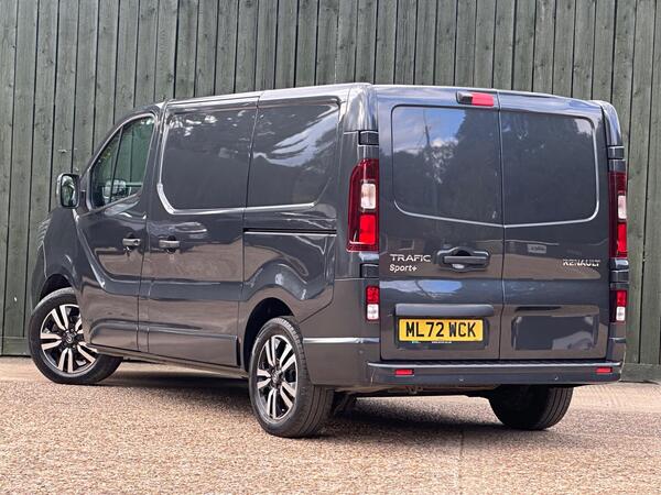 Renault Trafic 2.0 dCi Blue SL28 Sport+ L1 H1 Euro 6 (s/s) 5dr