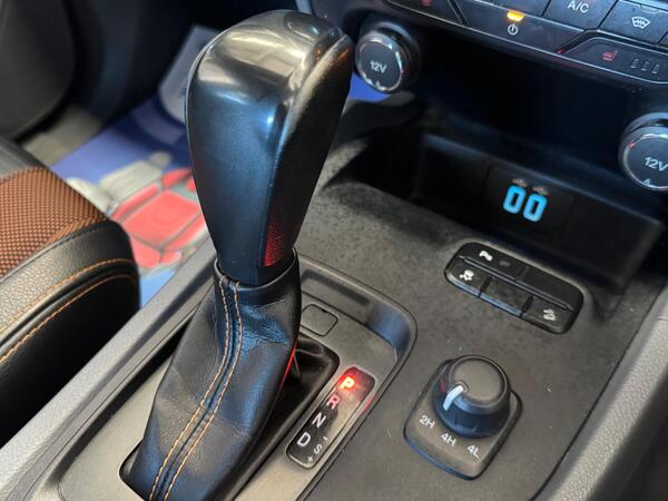 Ford Ranger 3.2 TDCi Wildtrak Auto 4WD Euro 5 4dr
