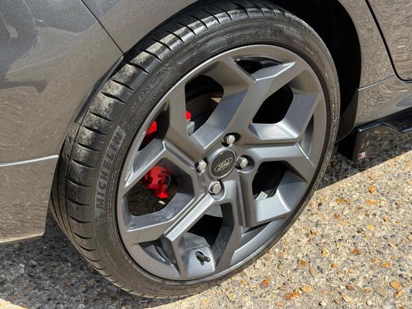 Ford Fiesta 1.5T EcoBoost ST-3 Euro 6 (s/s) 5dr at 44th