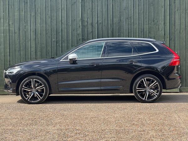 Volvo XC60 2.0 D5 PowerPulse R-Design Pro Auto AWD Euro 6 (s/s) 5dr