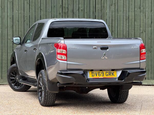 Mitsubishi L200 2.4 DI-D DC Challenger Auto 4WD Euro 6 4dr at 14th
