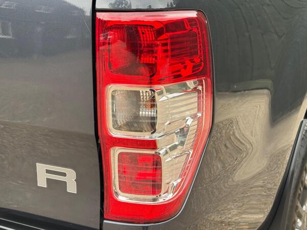 Ford Ranger 3.2 TDCi Wildtrak Auto 4WD Euro 5 4dr