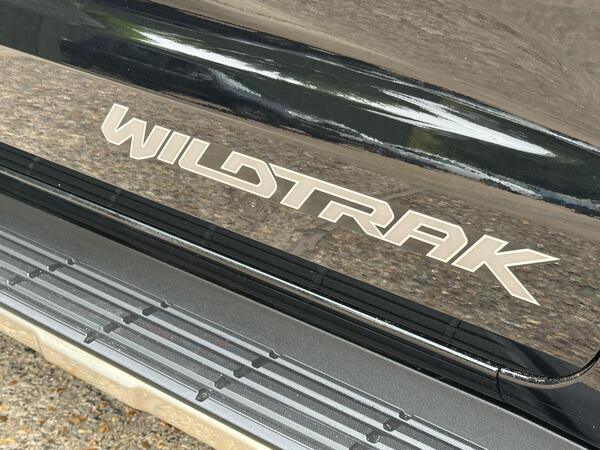 Ford Ranger 3.2 TDCi Wildtrak Auto 4WD Euro 5 4dr at 49th