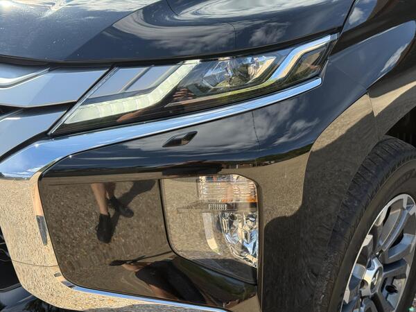 Mitsubishi L200 2.2 DI-D DC Barbarian Auto 4WD Euro 6 (s/s) 4dr