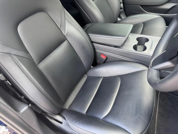 Tesla Model 3 (Dual Motor) Long Range Auto 4WDE 4dr