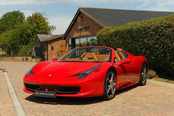 2015 Ferrari 458 4.5 Spider Convertible 2dr Petrol F1 DCT Euro 5 (570 bhp)