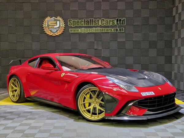2013 Ferrari F12 BERLINETTA Duke Dynamics Wide Body Book Race Exhaust / Carbon / LHD 6.3