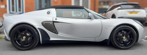 2002 Lotus Elise