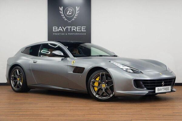 2019 Ferrari GTC4Lusso 3.9T V8 Coupe 2dr