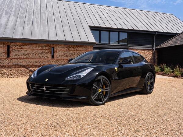 2017 Ferrari GTC4Lusso 6.3 V12 F1 DCT 4WD Euro 6 (s/s) 2dr