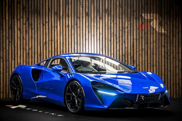 2022 McLaren Artura 3.0T V6 7.4kWh Coupe 2dr Petrol Plug-in Hybrid SSG Euro 6 (s/s) (680 ps)