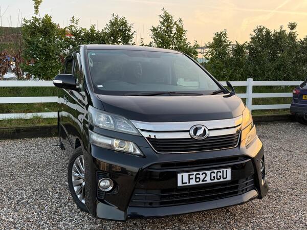 2013 Toyota Vellfire