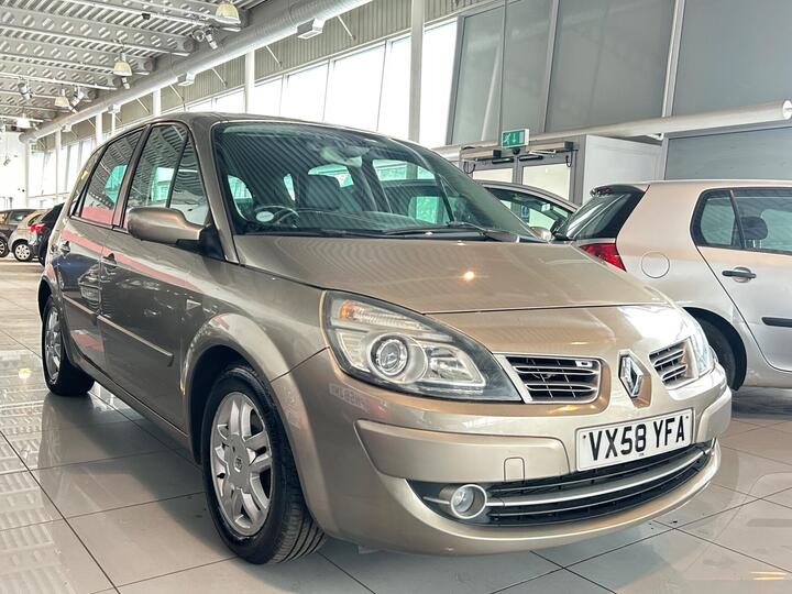 Renault Scenic 2.0 VVT Dynamique S 5dr
