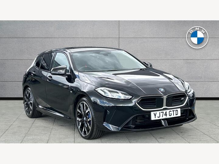 BMW 1 Series 2.0 M135i DCT XDrive Euro 6 (s/s) 5dr BMW 1 Series 2.0 M135i DCT XDrive Euro 6 (s/s) 5dr