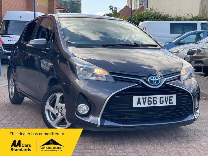 Toyota Yaris 1.5 VVT-h Icon E-CVT Euro 6 5dr