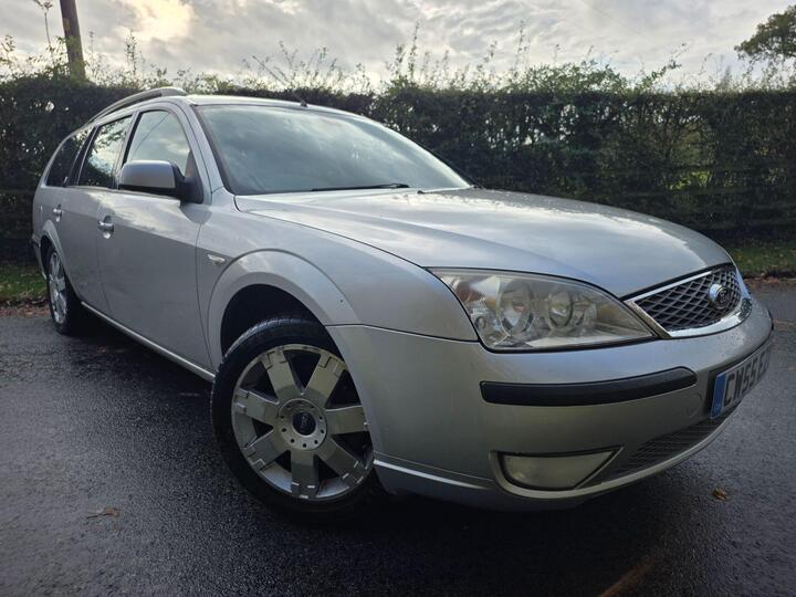 Ford Mondeo 2.0 Ghia 5dr
