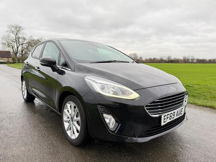 Ford Fiesta 1.0T EcoBoost Titanium Euro 6 (s/s) 5dr