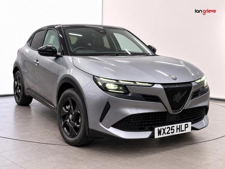 Alfa Romeo Junior 1.2 MHEV Ibrida E-DCT Euro 6 (s/s) 5dr