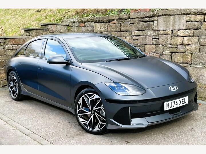 Hyundai Ioniq 6 77.4kWh Premium Auto 4dr Hyundai Ioniq 6 77.4kWh Premium Auto 4dr