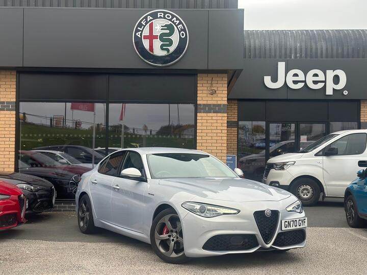 Alfa Romeo Giulia 2.0T Veloce Auto Euro 6 (s/s) 4dr Alfa Romeo Giulia 2.0T Veloce Auto Euro 6 (s/s) 4dr