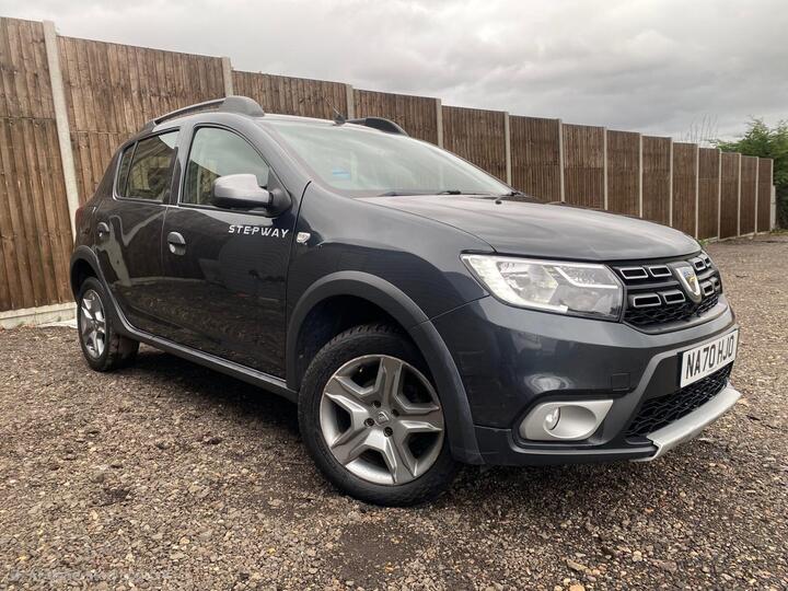 Dacia Sandero Stepway 0.9 TCe Essential Euro 6 (s/s) 5dr