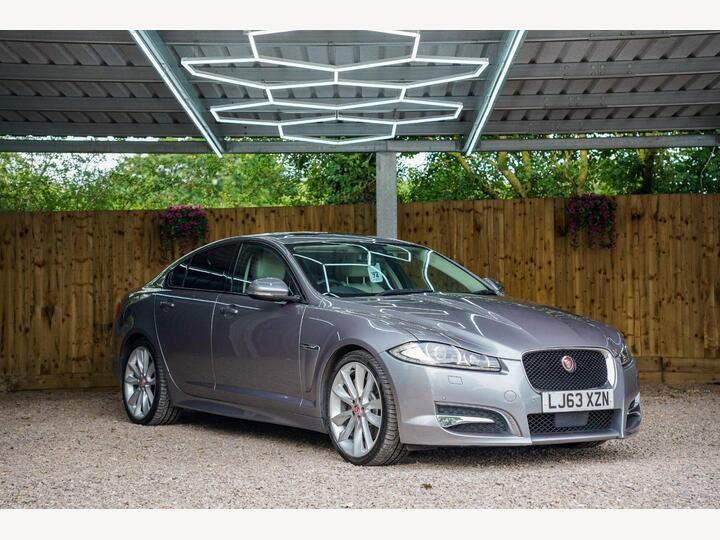 Jaguar XF 3.0 V6 Portfolio Auto Euro 5 (s/s) 4dr