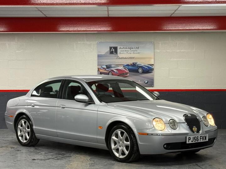 Jaguar S-Type 3.0 V6 4dr