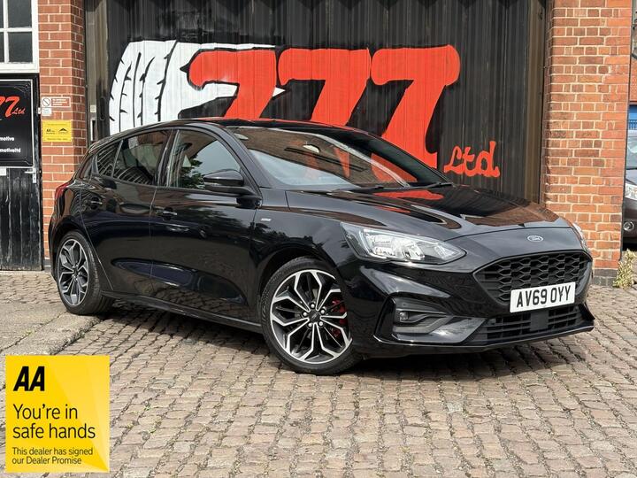 Ford FOCUS 1.0T EcoBoost ST-Line X Euro 6 (s/s) 5dr