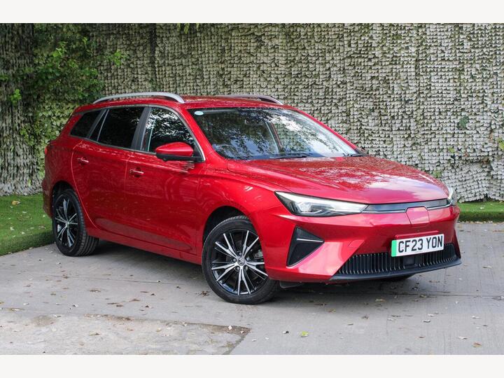 MG MG5 61.1kWh Trophy Long Range Auto 5dr